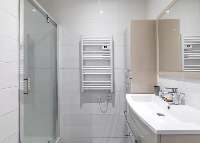 Апартаменти L'esterel Au Pied De La Mediterranee 6 Couchages Жюан-ле-Пен